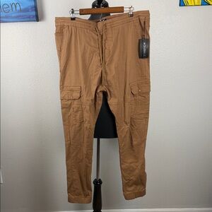 NWT! Men's B&T Stretch Cargo Pants - Tobacco